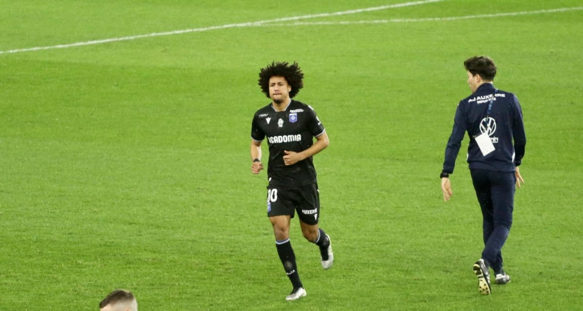 Auxerre miss out on Burnley's Han-Noah Massengo