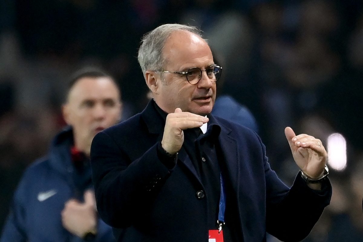 Luís Campos' contract situation causing tension at PSG