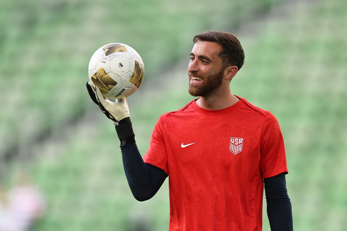 Lyon aiming to cancel deal to sign Nottingham Forest's Matt Turner
