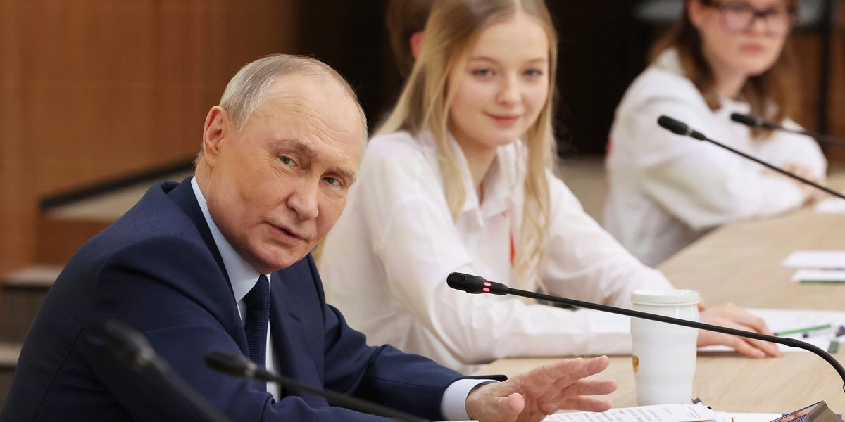 Putin Ups His Efforts To Wipe Out Ukrainian Culture In Schools, UK Says