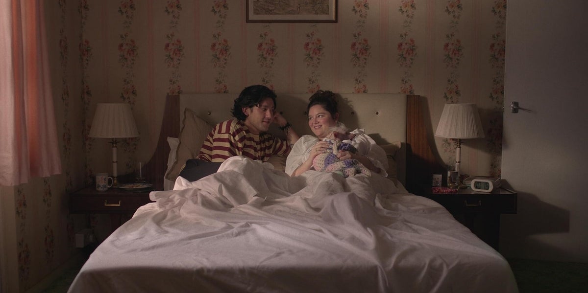 Too Much Reviews: Critics Are Split On Lena Dunham's New Comedy Series