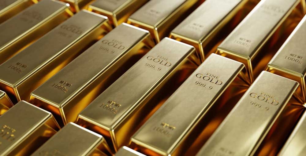 This Gold Stock Flirts With Buy Zone As Miners Continue To Shine