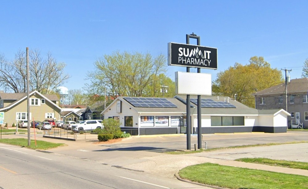 Pharmacist accused of theft, addiction, and working while impaired wins back license