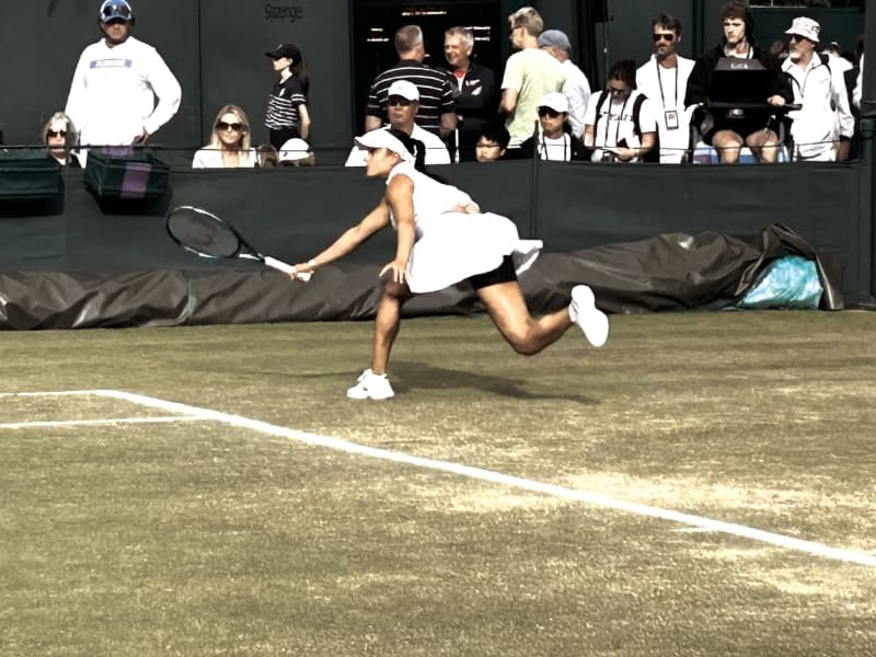 Israeli tennis teen star Mika Buchnik bows out at Wimbledon