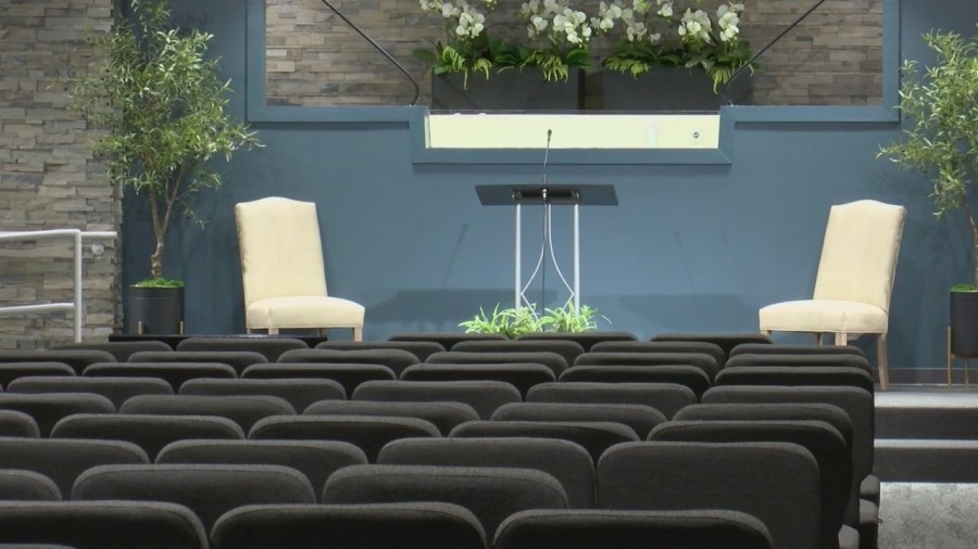 Pastor reacts to IRS reversal on political candidate endorsement