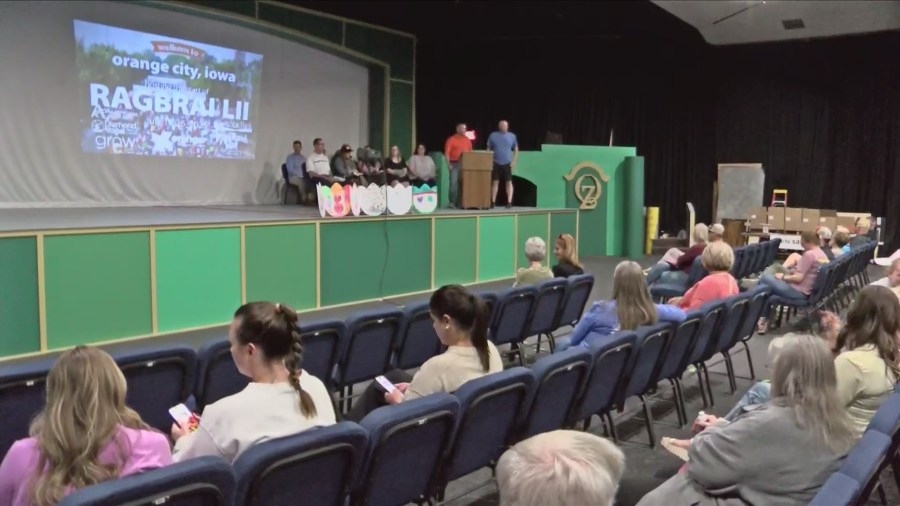 Orange City's RAGBRAI committee holds town hall meeting