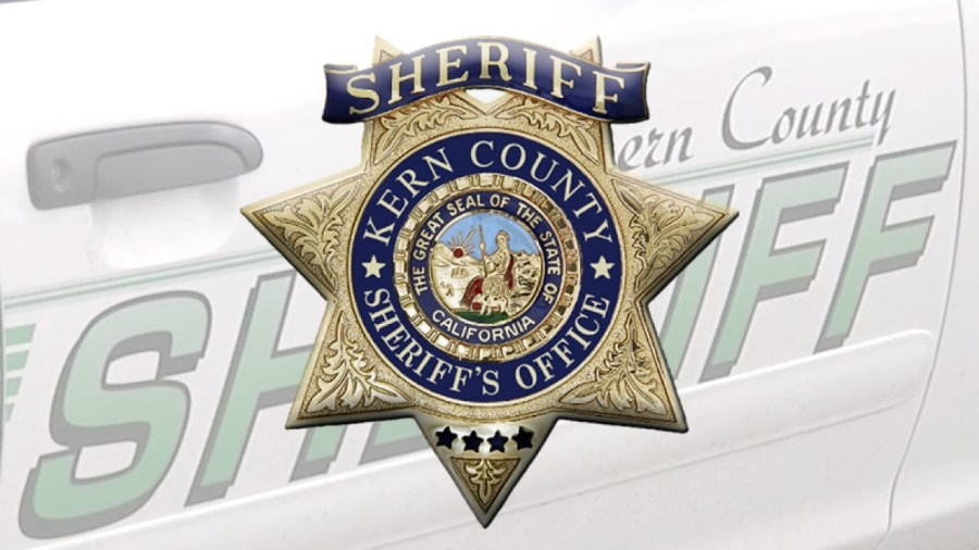 Woman arrested after taking down US flag, raising Mexican flag at Hart Park: Kern County Sheriff's Office