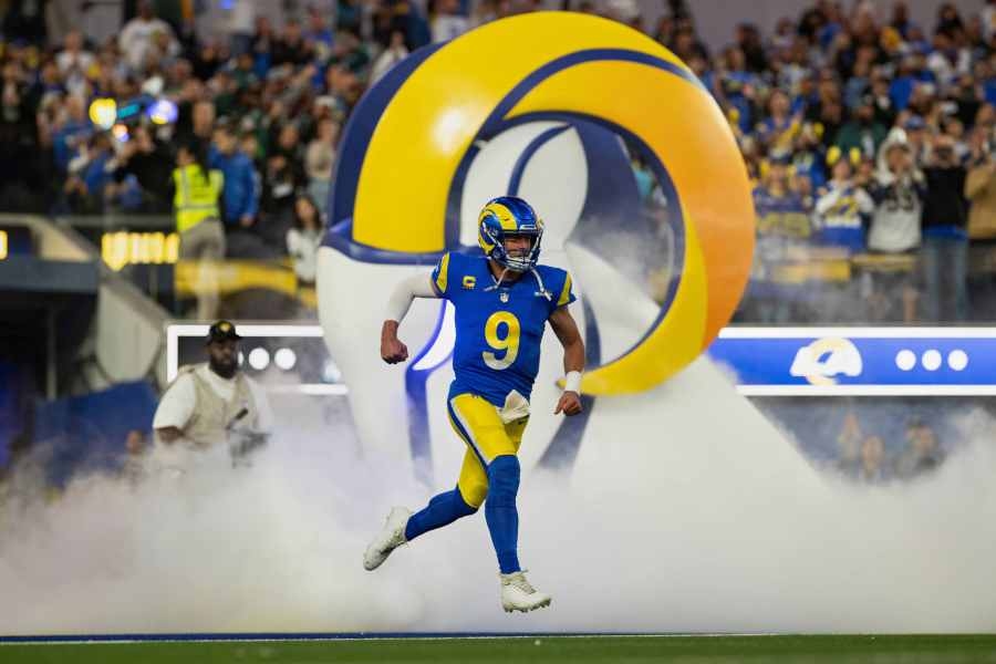 The Los Angeles Rams are heading to Maui next summer