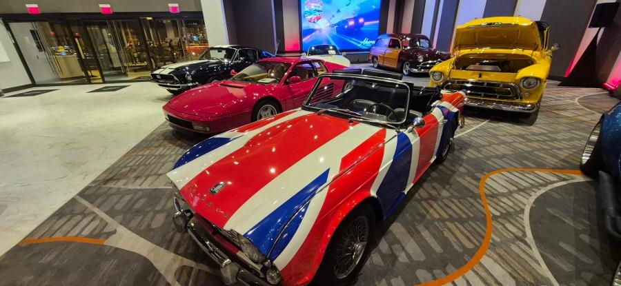Hundreds of classic cars on display at Las Vegas hotel