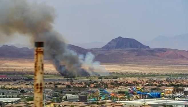 Fire crews respond to blaze at Wetlands Park in east Las Vegas valley
