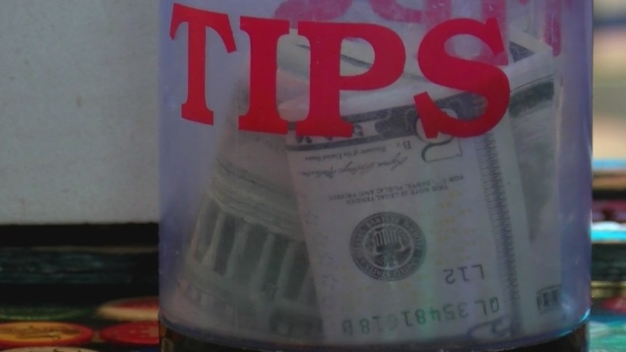 Little Rock bartender reacts to ‘no tax on tips' in ‘Big Beautiful Bill'