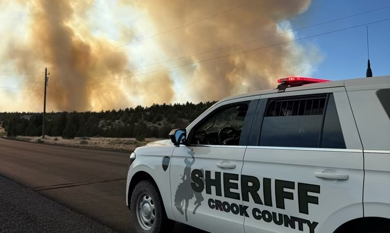 Highland Fire evacuations in place in Crook County