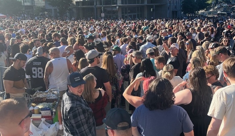 ‘Horrendous': Fans stuck in line at Providence Park concert