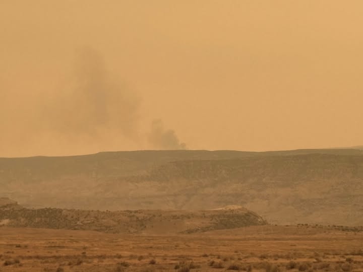 Sowbelly Fire quickly spreads to nearly 2,200 acres, forcing road closures in Mesa County