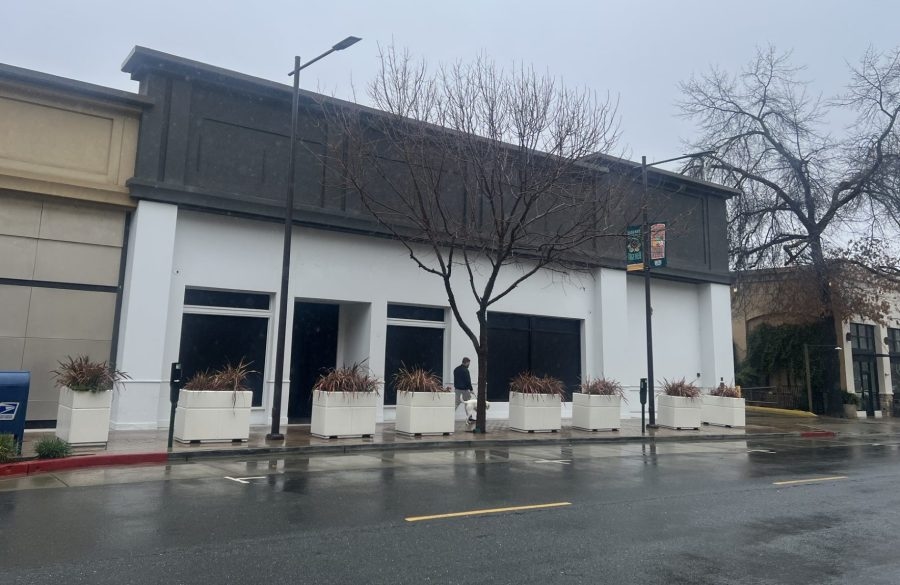 Luxury designer store in Walnut Creek now closed, lease not renewed