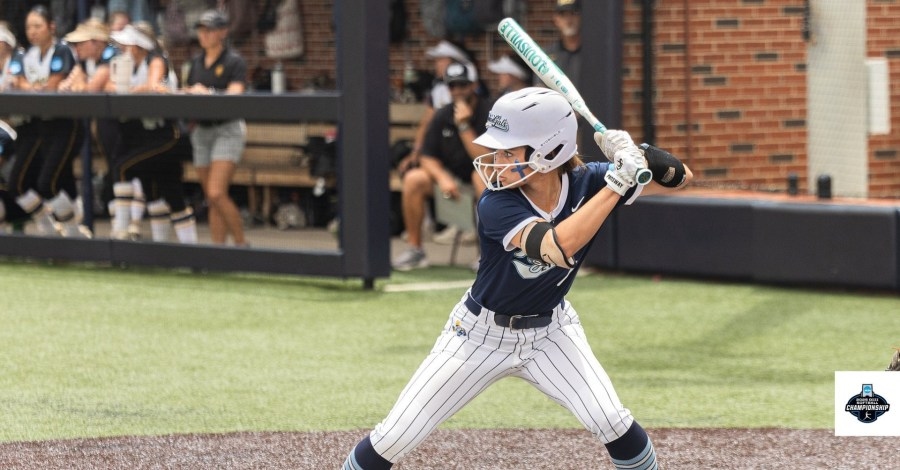 ETBU Falls in Super Regionals Opening Game in 10 innings