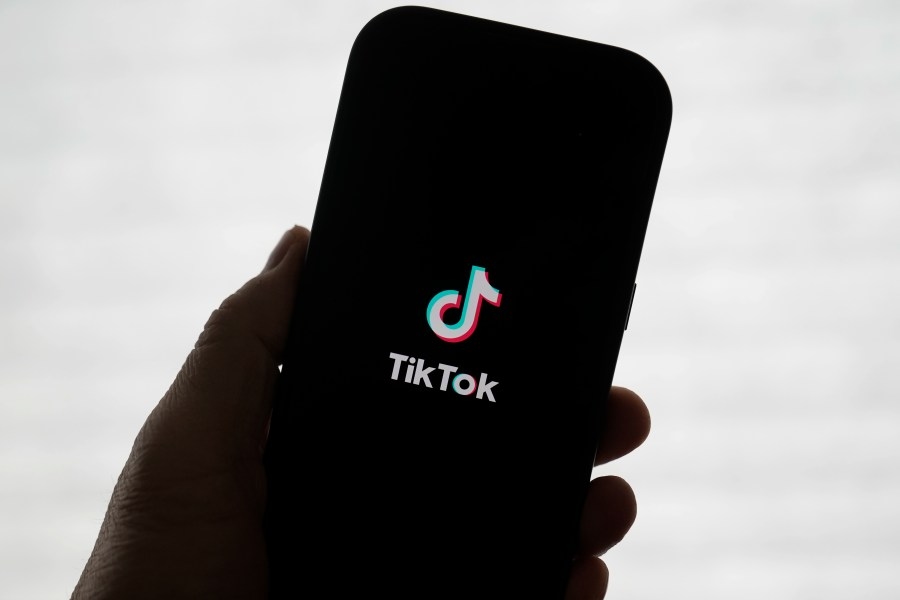 TikTok removes controversial filter