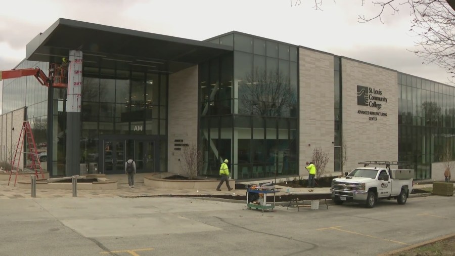 St. Louis Community College to unveil new advanced manufacturing center