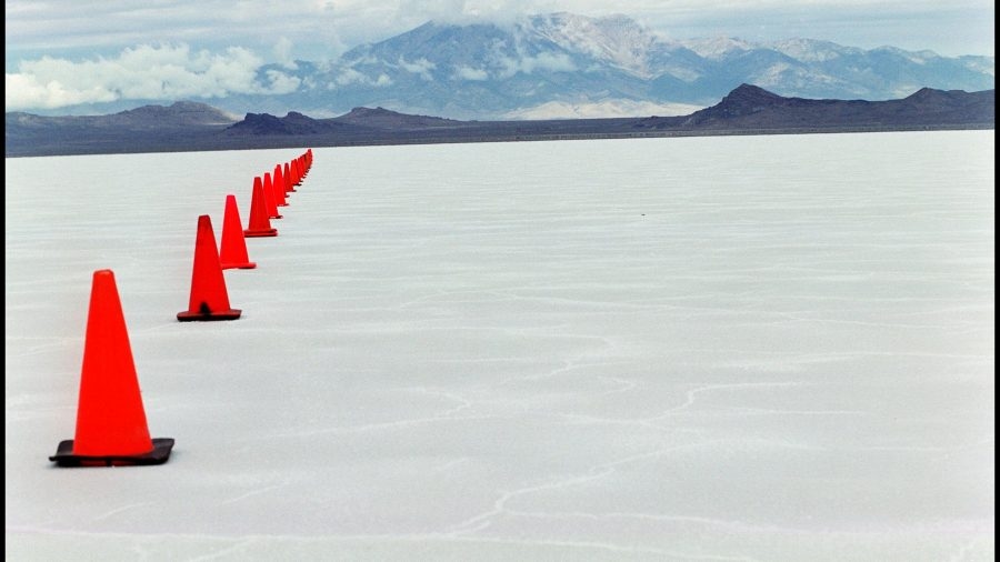 Driver killed attempting speed record on Bonneville Salt Flats