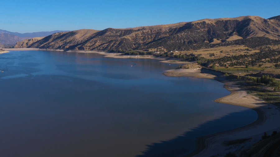 Person pulled from water at Echo Reservoir, air ambulance en route