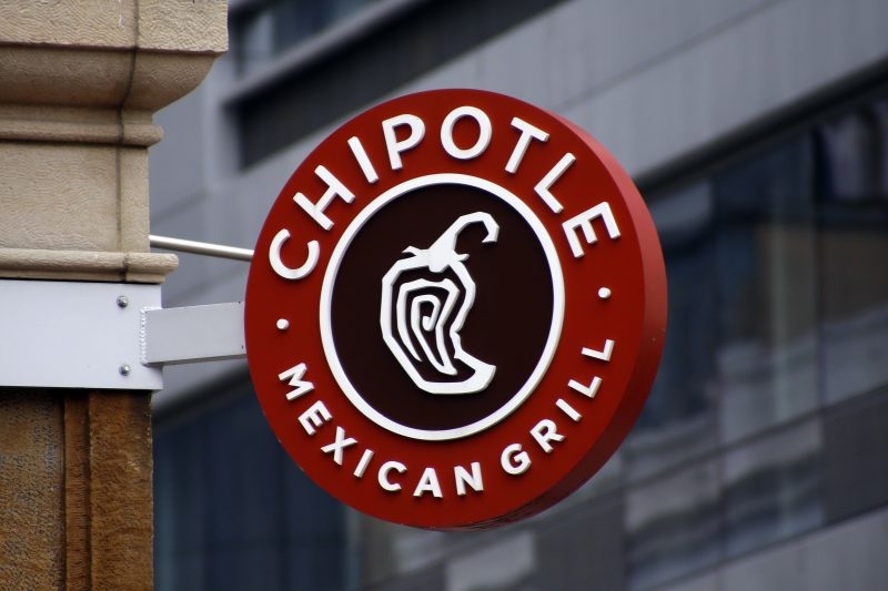 Chipotle opens new location with drive-thru pick-up lane in Sacramento