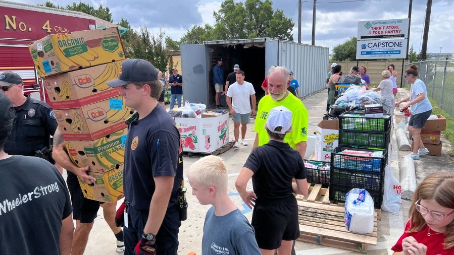 Texas neighbors, United Cajun Navy deliver truckload of flood relief supplies to Liberty Hill