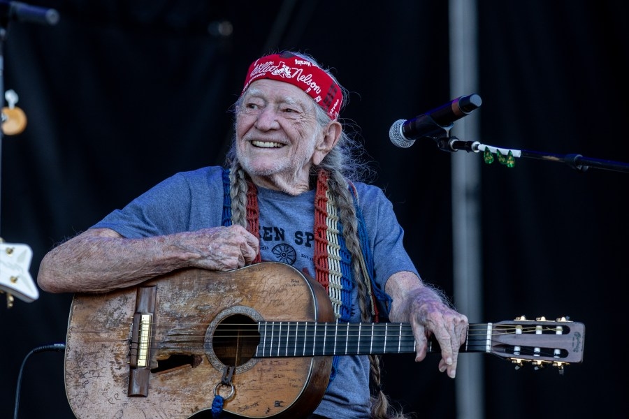 Willie Nelson's annual 4th of July Picnic returns to Texas this summer