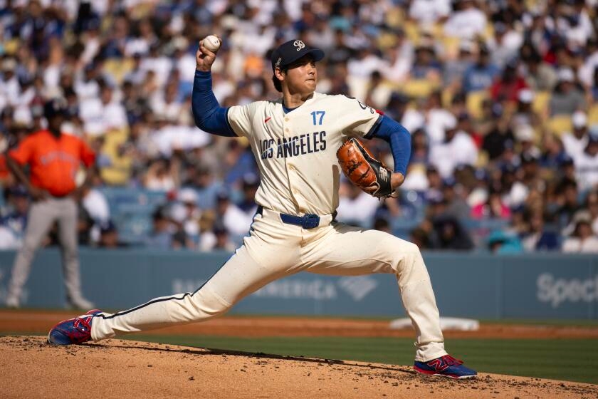 Shohei Ohtani wows early, but Dodgers' bullpen falters in loss to Astros