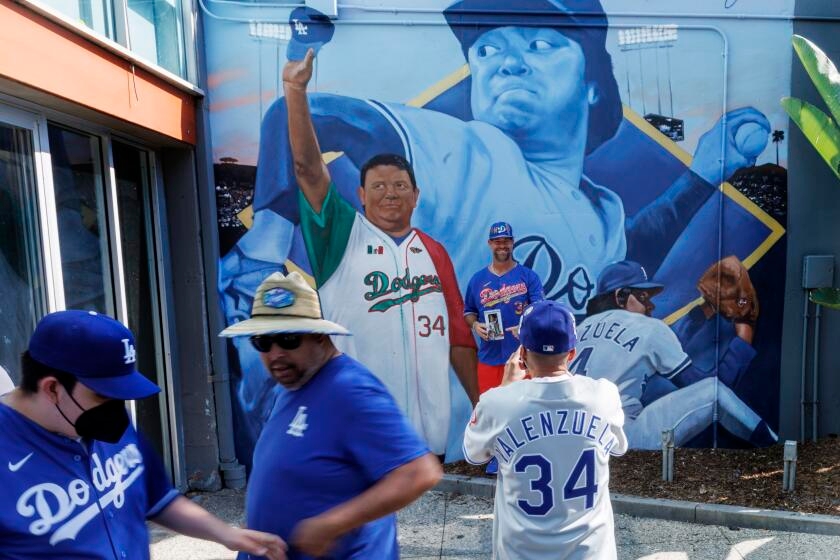New mural at Dodger Stadium honors Fernando Valenzuela