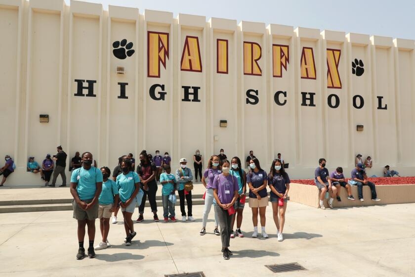 Contributor: California's top educator should be an appointed expert, not an elected politician