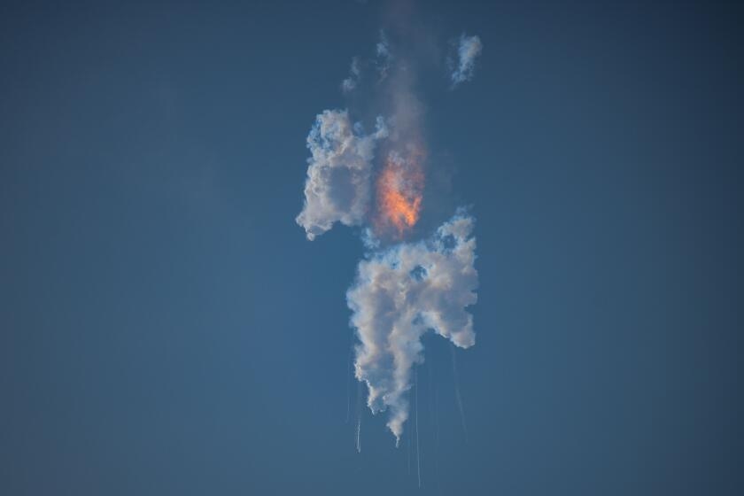 Mexico threatens to sue Musk's SpaceX over contamination from exploding rockets