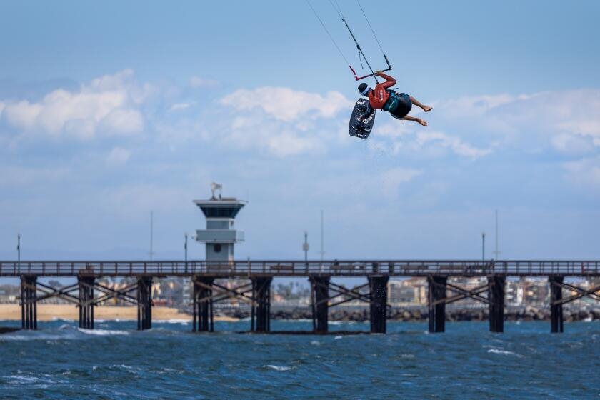 Uptick in stingray injuries in Seal Beach; How you can avoid -- and soothe -- the sting