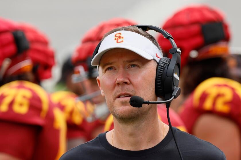 Plaschke: At sagging USC, Lincoln Riley should be on the hottest of hot seats