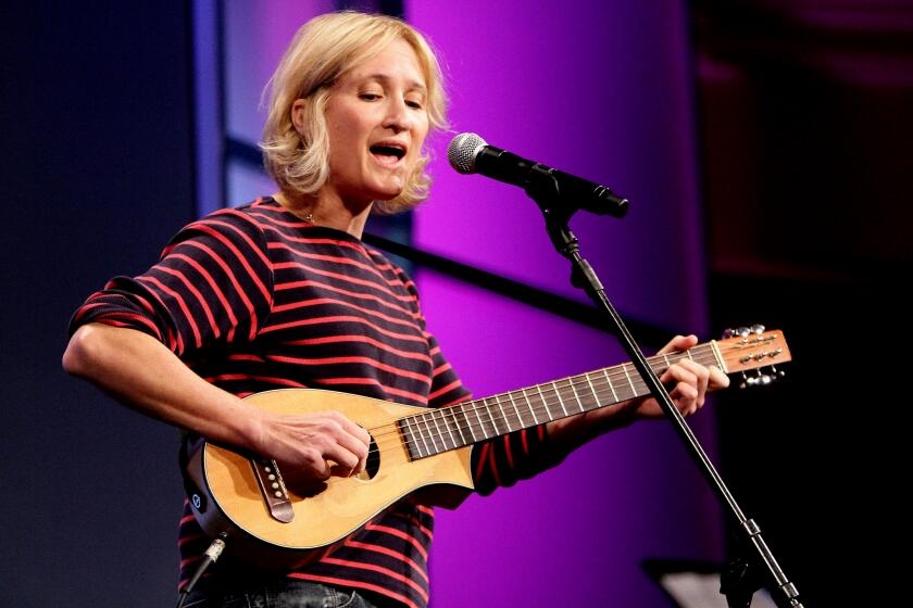Jill Sobule, singer-songwriter known for '90s pop hit 'I Kissed a Girl,' dies in house fire at 66