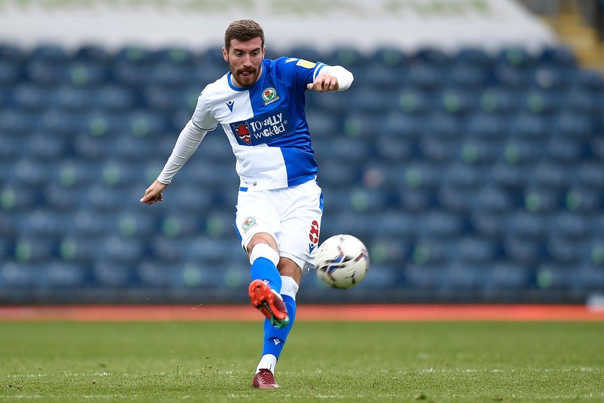 Former Blackburn Rovers star completes second move after Ewood Park exit