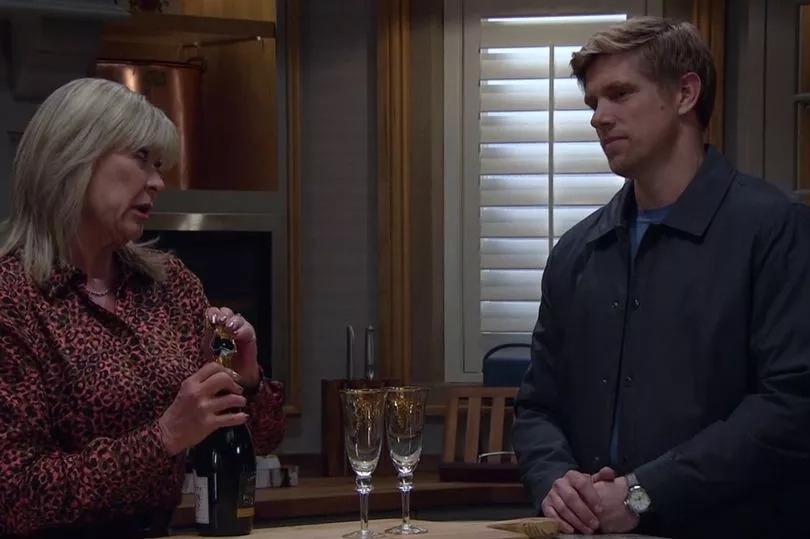Emmerdale fans work out why Robert's back as they urge 'find out what John has been up to'