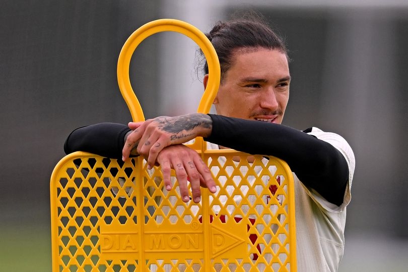 Liverpool stance on signing new striker emerges amid Darwin Nunez transfer offer
