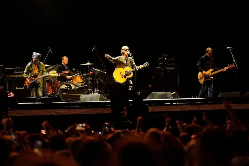 Richard Ashcroft Cardiff set list in full for Oasis reunion tour opening night