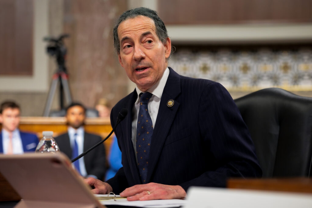 Raskin raises, banks millions, far outstripping other Maryland delegation members