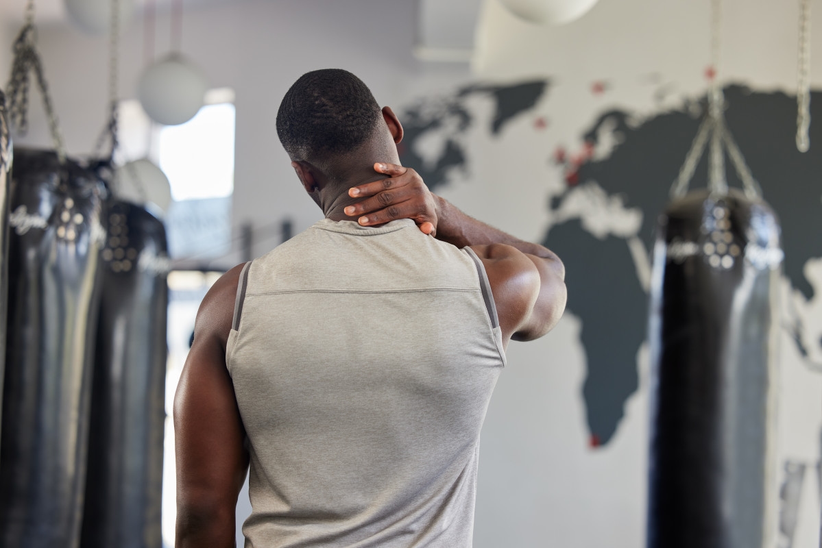 Spine Surgeon: These Uncommon Exercises Will Fix Neck and Upper-Back Pain for Men Over 40
