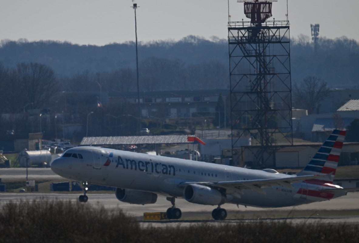 7 Hospitalized at Busy American Airlines Hub, Flight Canceled