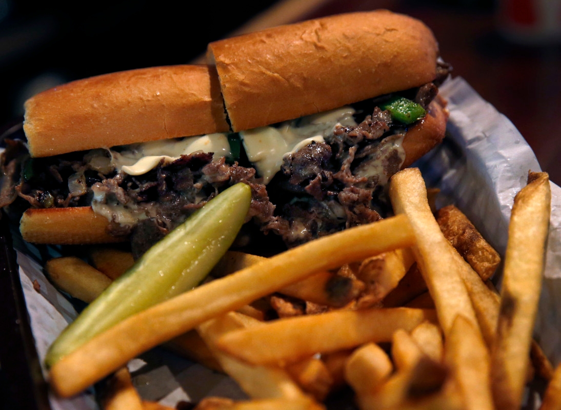 Popular Fast Food Chain Adds Cheesesteak to Menu for Limited Time