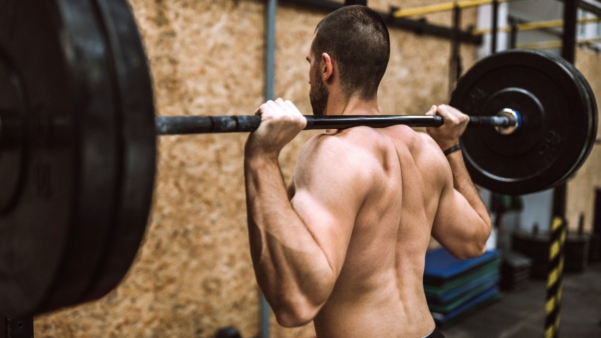 Expert Warns This Go-To Squat Isn't Great for Glute Gains