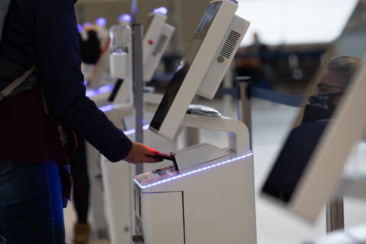What Airport Agents Found in This Traveler's Bag Could Wreck U.S. Farms