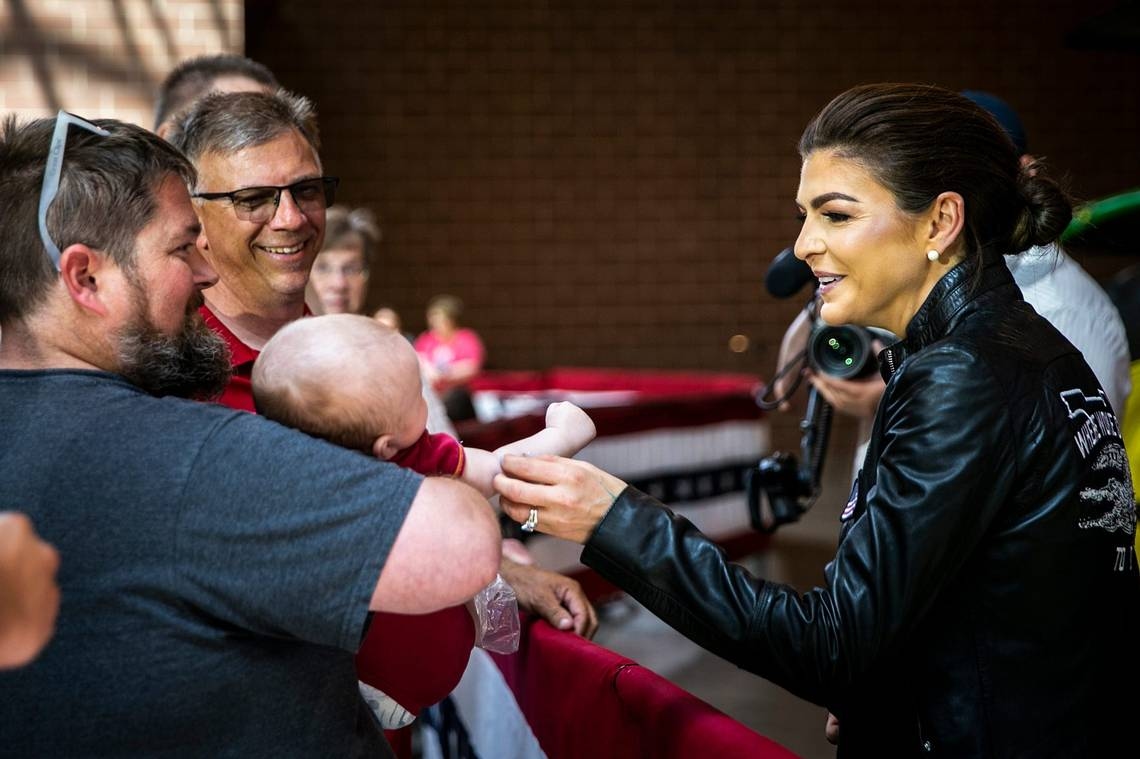 Poll: Florida Republicans split between Casey DeSantis, Byron Donalds for governor