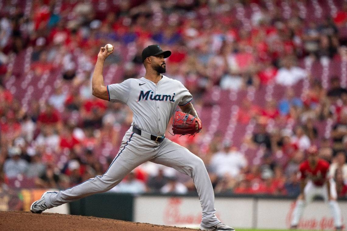 Abbott keeps Marlins in check as road winning streak ends at 11 games