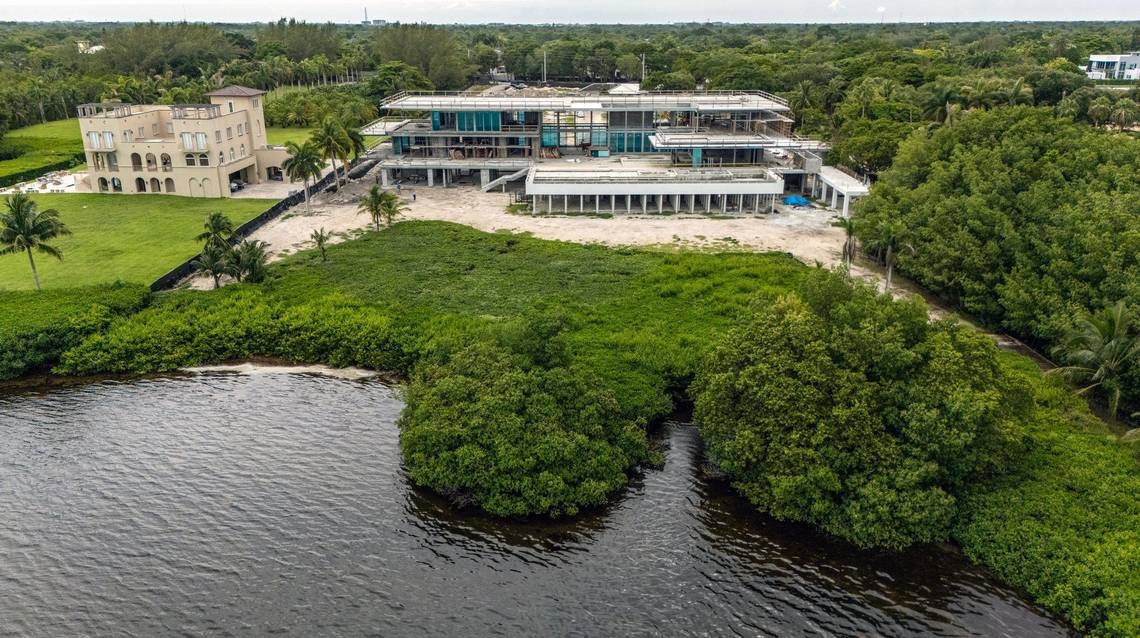 $50 million ‘flood proof bunker' rises on Biscayne Bay. Is mansion a model for the future?