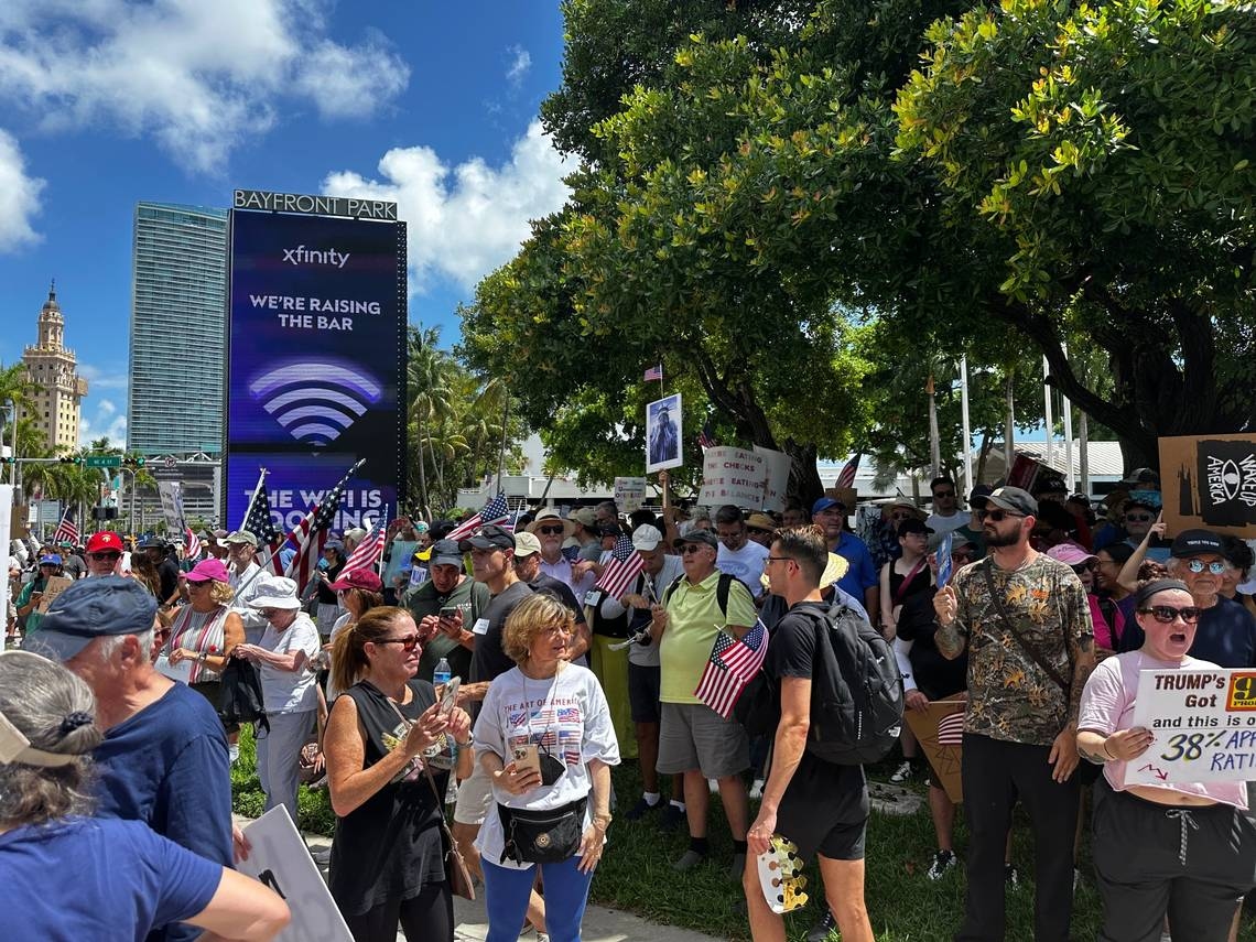 Live protest updates: Hundreds gathering at South Florida rallies. See latest