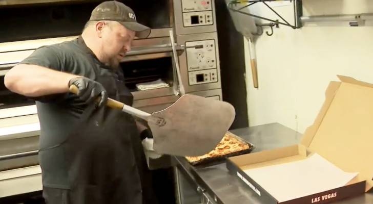 Las Vegas pizza shop owner says business is suffering amid tourism slump — here's how to survive a slowdown