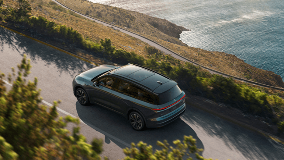Should You Buy Nio Stock While It's Below $5?